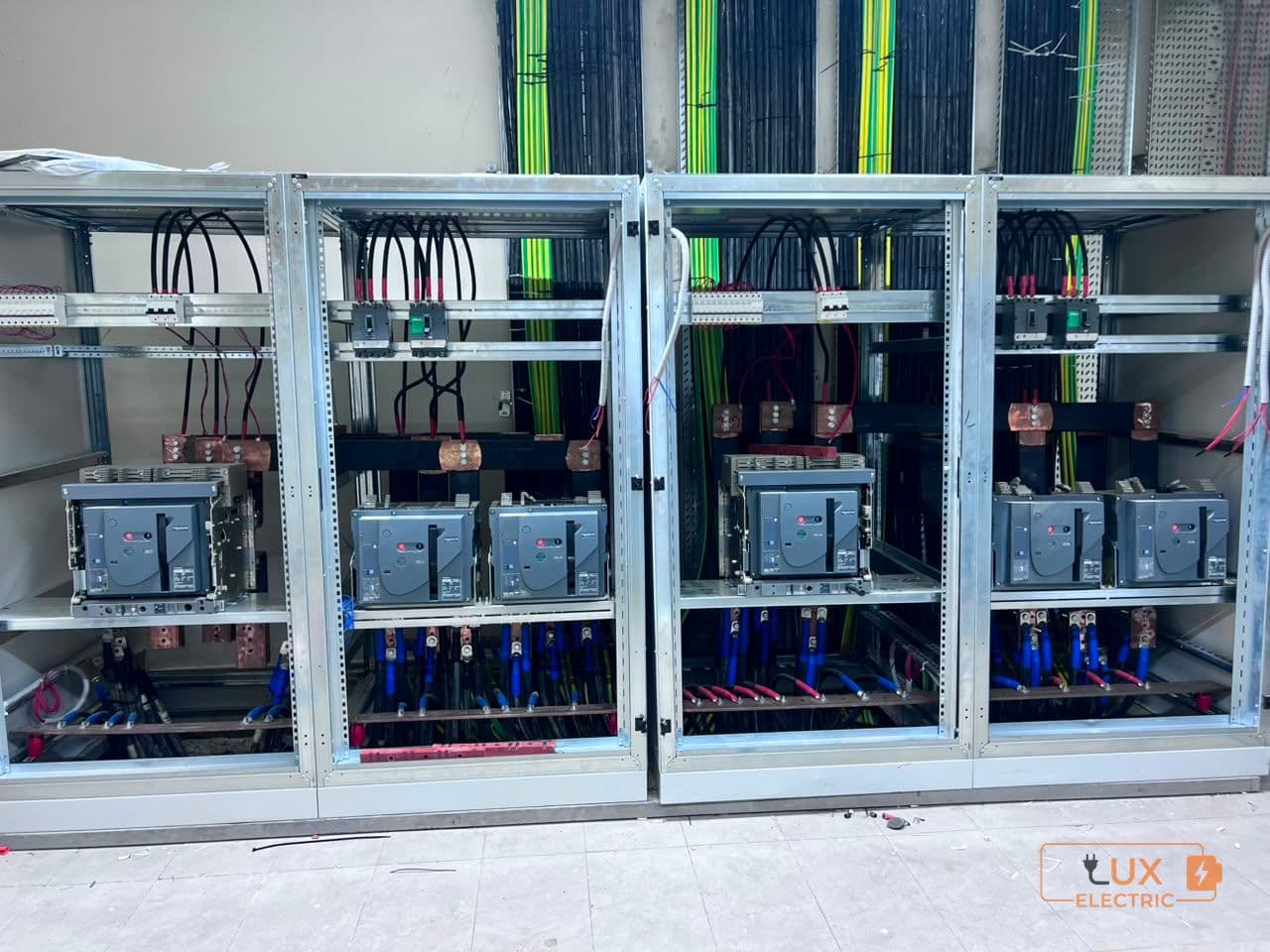 Sənaye Kompleksinin Tam Elektrik Təchizatı və Paylayıcı Qurğu Sistemi