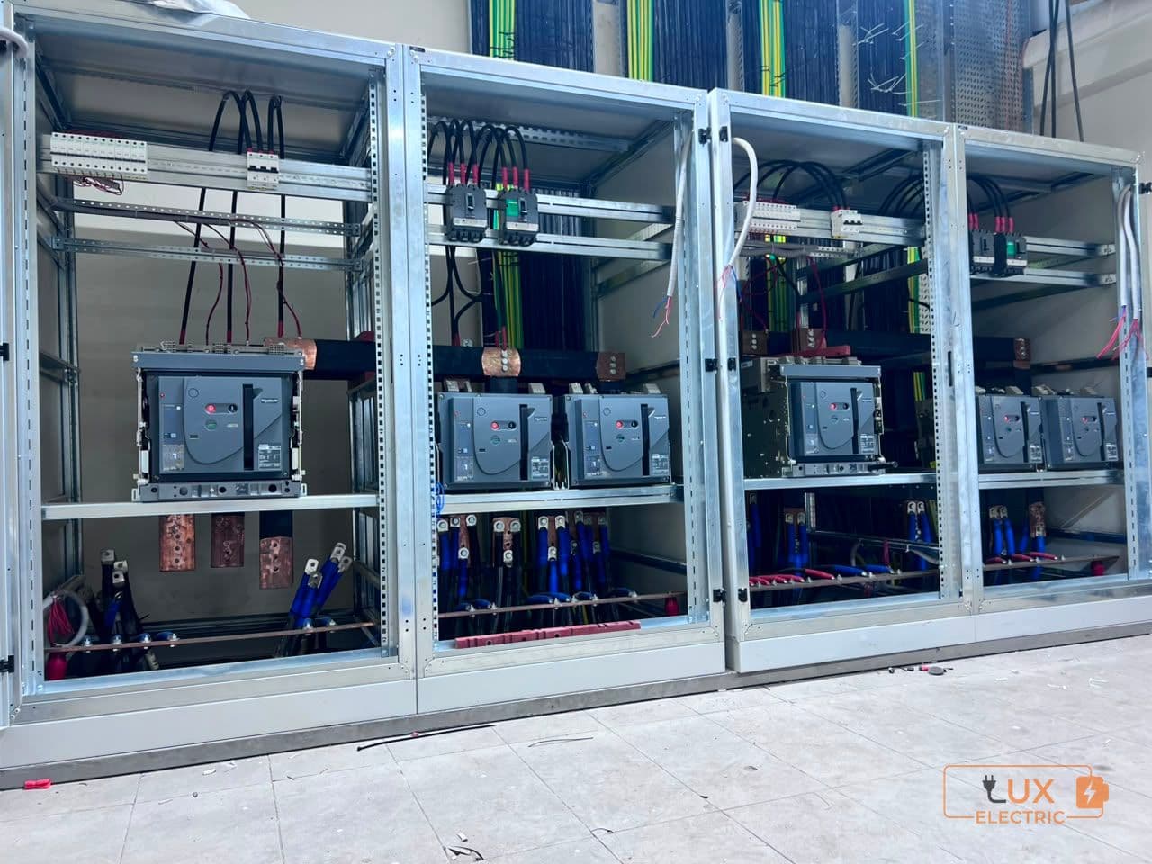 Sənaye Kompleksinin Tam Elektrik Təchizatı və Paylayıcı Qurğu Sistemi